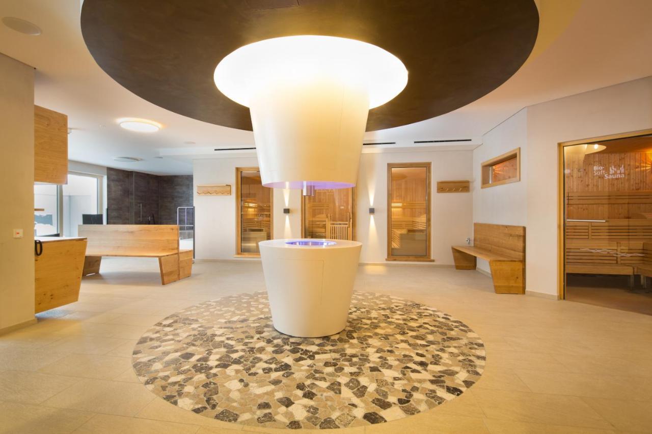 Apartment Anna: 4-sterne Familien- Und Wellnesshotel Viktoria Oberstdorf