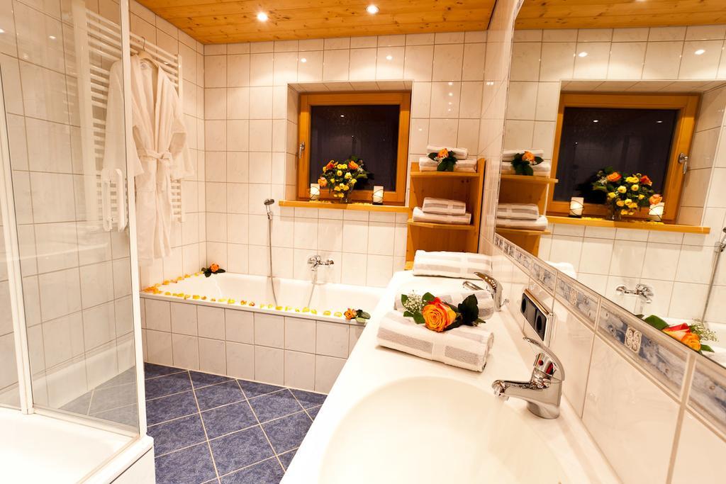 Anna: 4-sterne Familien- Und Wellnesshotel Viktoria Apartment